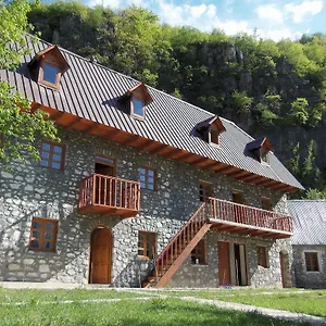 Bujtina Berishta Guest house Theth
